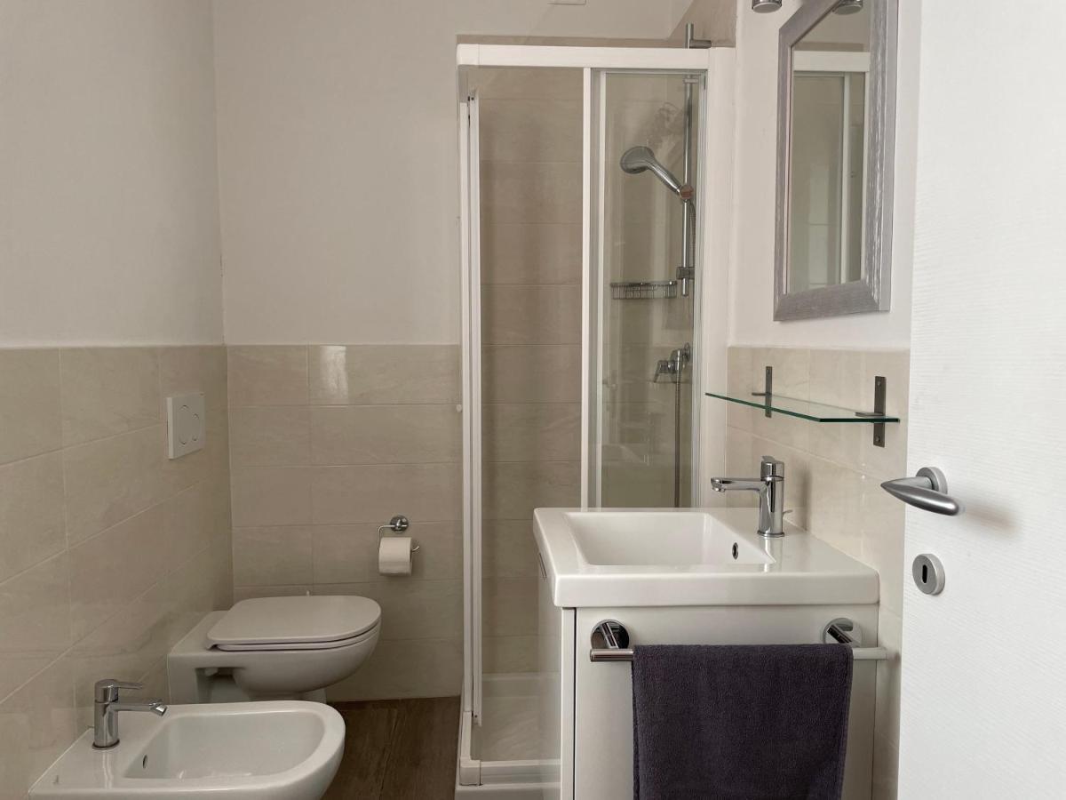 Bardolino Lake Apartments ภายนอก รูปภาพ