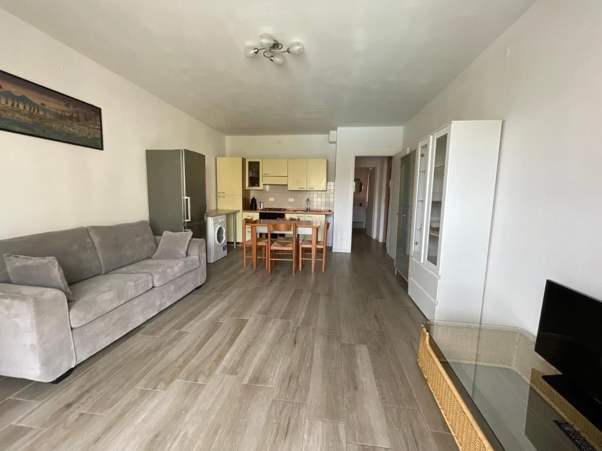 Bardolino Lake Apartments ภายนอก รูปภาพ