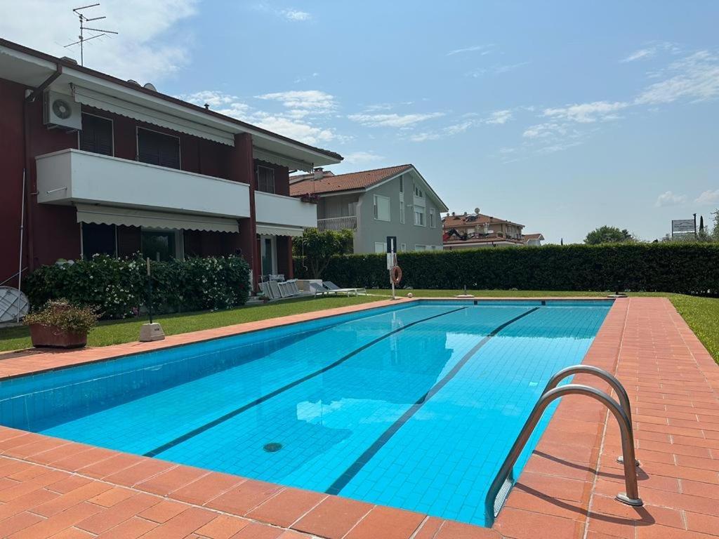 Bardolino Lake Apartments ภายนอก รูปภาพ