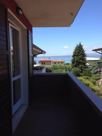 Bardolino Lake Apartments ภายนอก รูปภาพ
